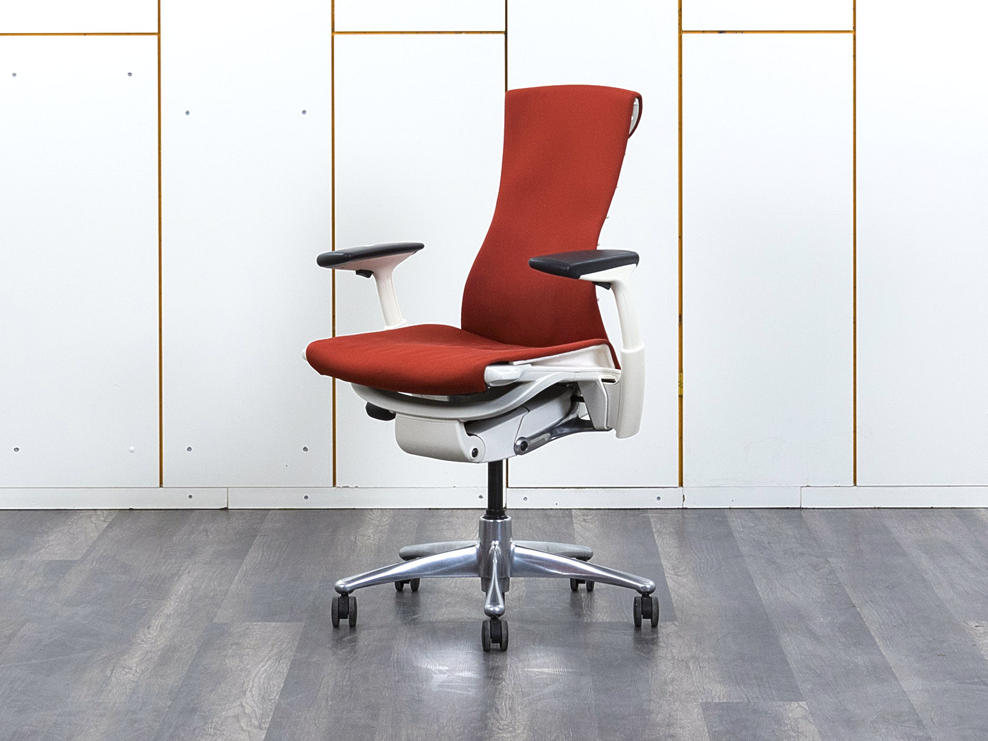 Кресло herman miller embody